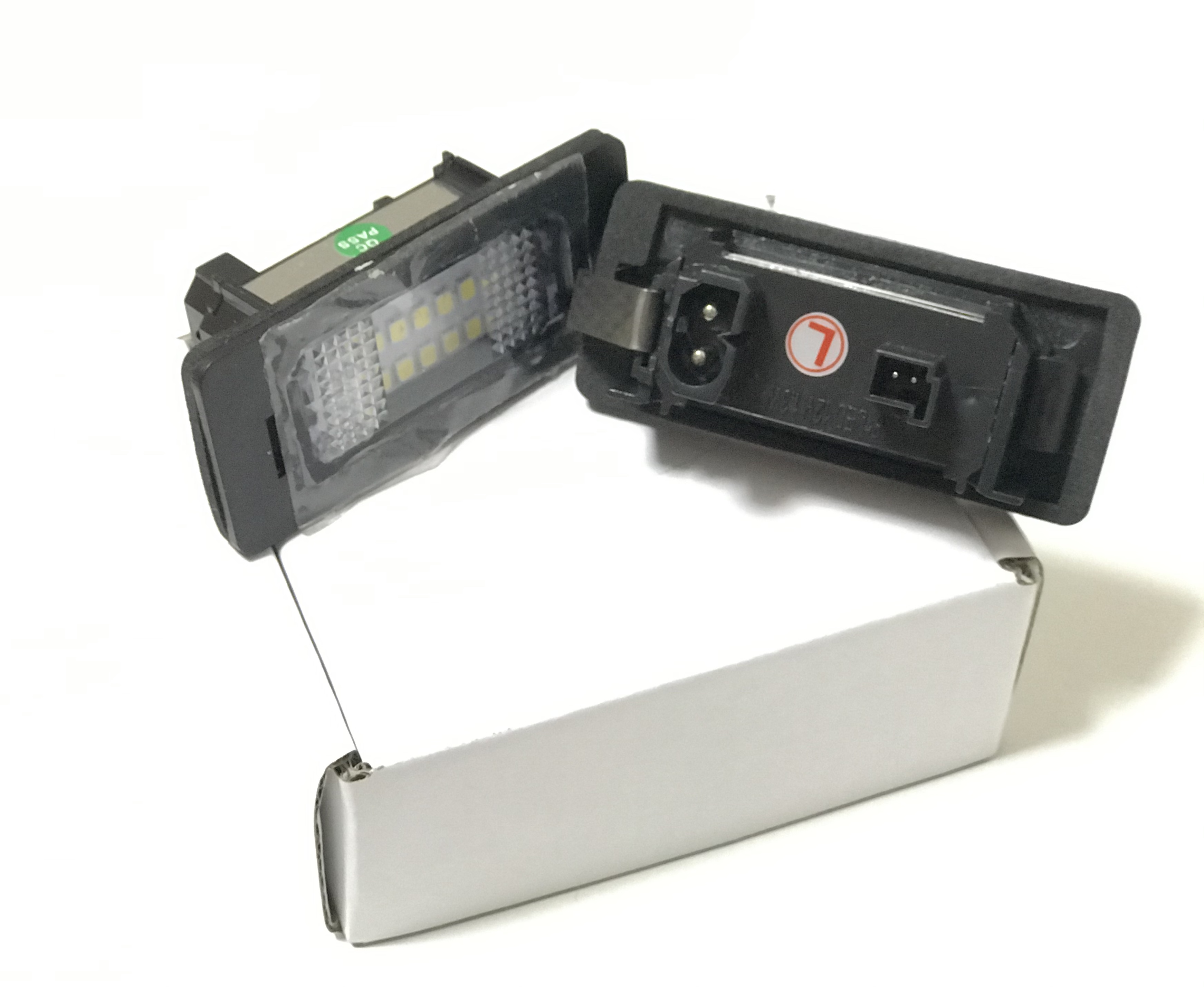 E39 sedan/ E6X / E9X / E7X LED numerių apšvietimas
